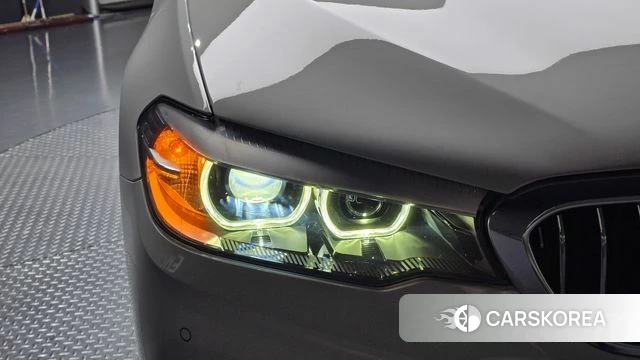 BMW 5 Series (G30) id 4667410 из Кореи 14