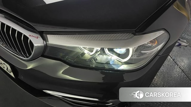 BMW 5 Series (G30) id 4196582 из Кореи 14