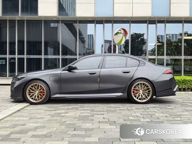 BMW M5 PHEV id 4301122 из Китая 14