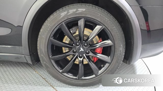 Tesla Model X id 4225279 из Кореи 14