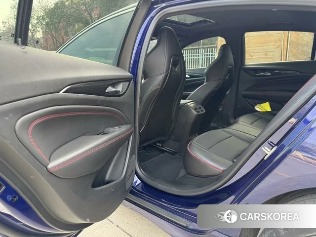 Buick Regal id 4213745 из Китая 14