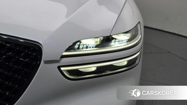 Genesis GV70 id 4442853 из Кореи 14