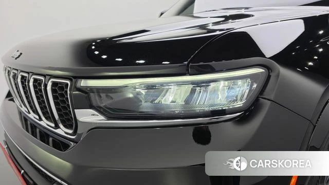 Jeep Grand Cherokee (WL) id 4750189 из Кореи 14