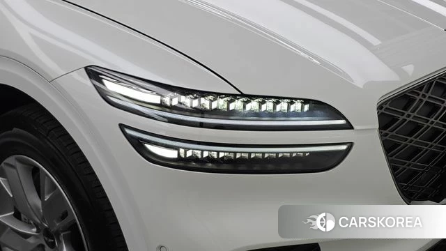 Genesis GV70 id 4578896 из Кореи 14