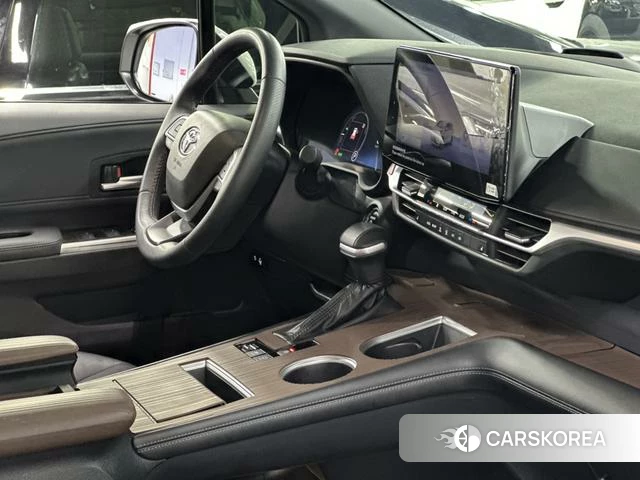 Toyota Grevia id 4208024 из Китая 14