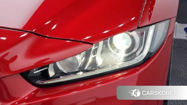 Jaguar XE id 4447258 из Кореи 14