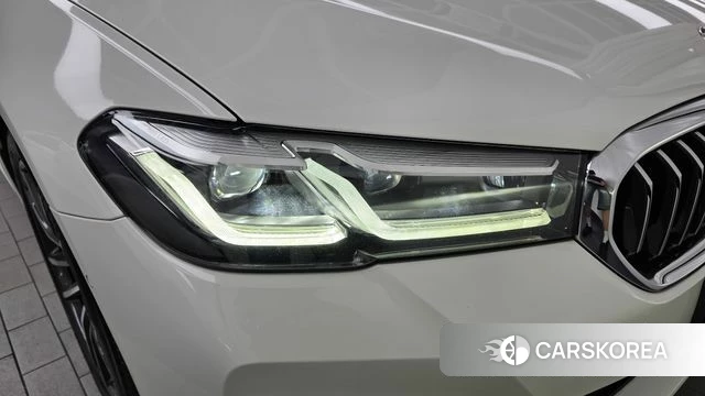 BMW 5 Series (G30) id 4784598 из Кореи 14