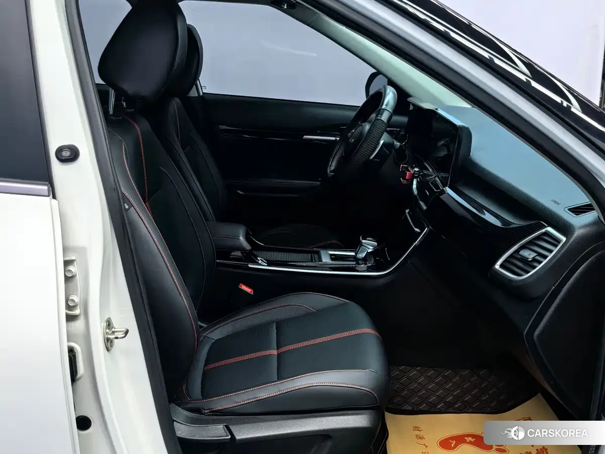Kia KX3 id 4629138 из Китая 14