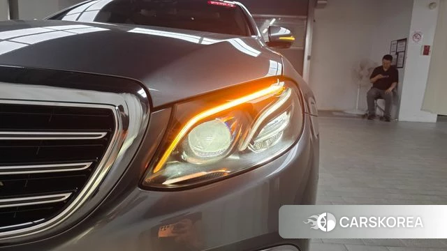 Mercedes-Benz E-Class W213 id 4647390 из Кореи 14