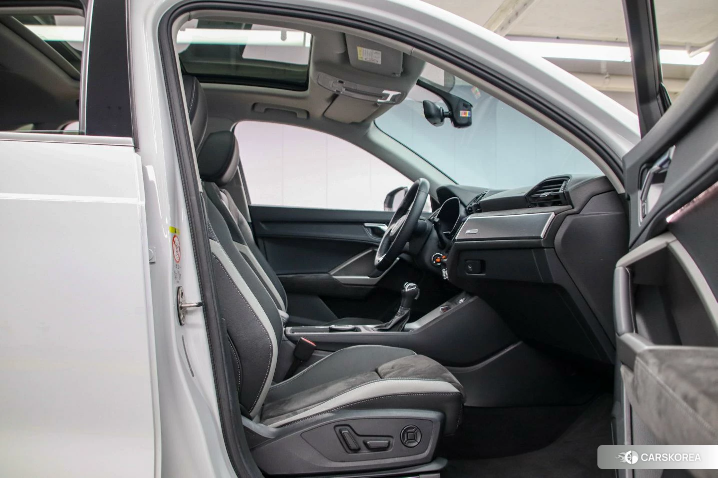 Audi Q3 id 4420897 из Китая 14