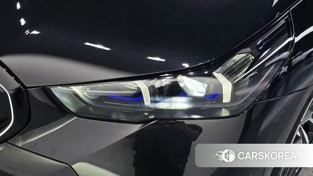 BMW 5 Series (G60) id 4629880 из Кореи 14