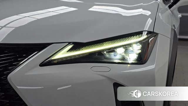 Lexus UX250h id 4550513 из Кореи 14