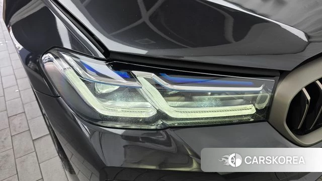 BMW 5 Series (G30) id 4500495 из Кореи 14