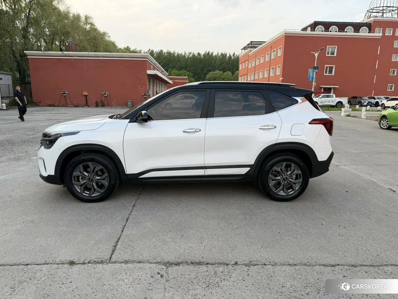 Kia Seltos id 4512612 из Китая 14