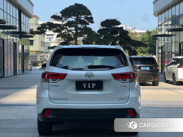 Toyota Highlander id 4342035 из Китая 14