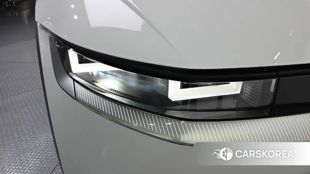 Hyundai Ionic 5 id 4194481 из Кореи 14