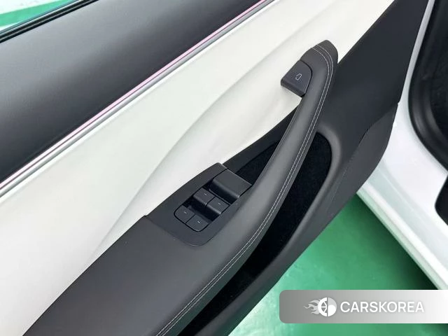 Tesla Model 3 id 4228444 из Китая 14