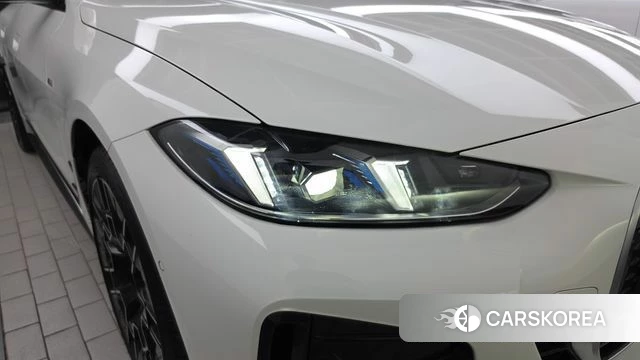 BMW i4 id 4710483 из Кореи 14