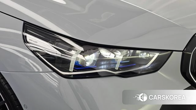 BMW 5 Series (G60) id 4892643 из Кореи 14