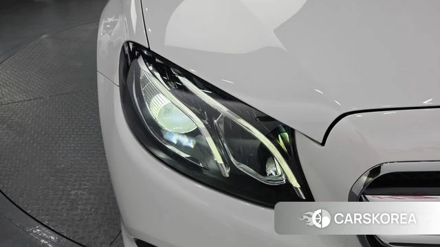 Mercedes-Benz E-Class W213 id 4693446 из Кореи 14