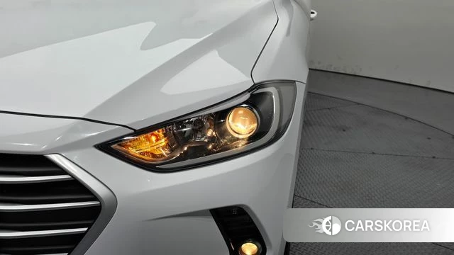 Hyundai Avante AD id 4508542 из Кореи 14