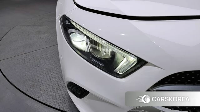 Mercedes-Benz A-Class W177 id 4338692 из Кореи 14