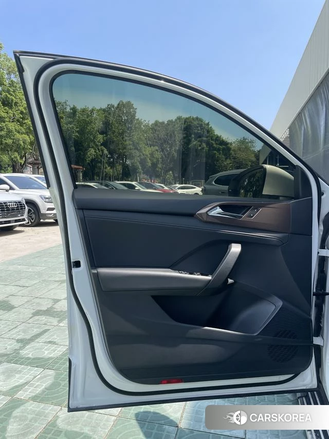 Volkswagen Tuyue id 4261764 из Китая 14