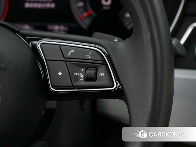 Audi A4L id 4211521 из Китая 14