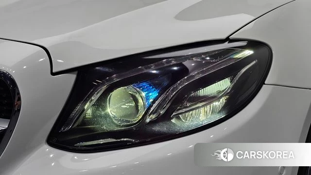 Mercedes-Benz E-Class W213 id 4667619 из Кореи 13