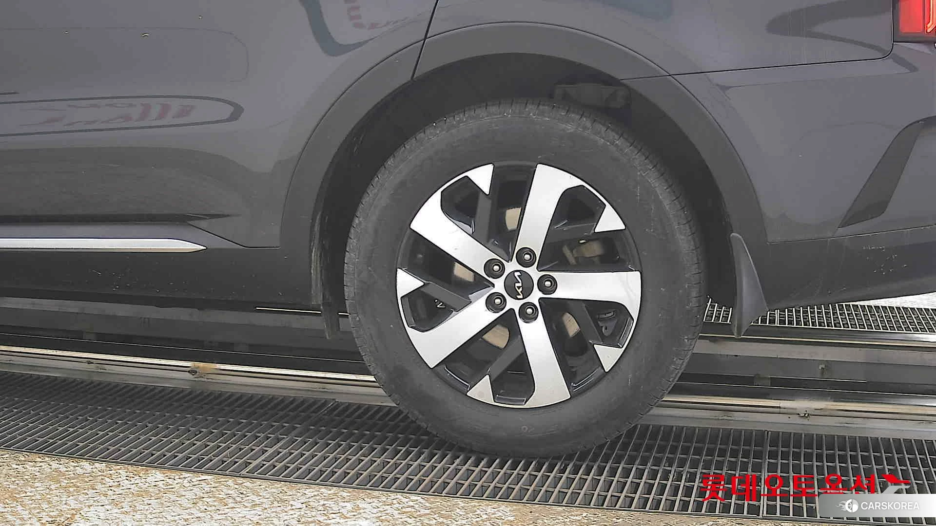 Kia Sorento id 3869440 из Кореи 14