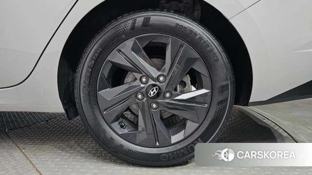 Hyundai Avante Hybrid (CN7) id 4872625 из Кореи 14