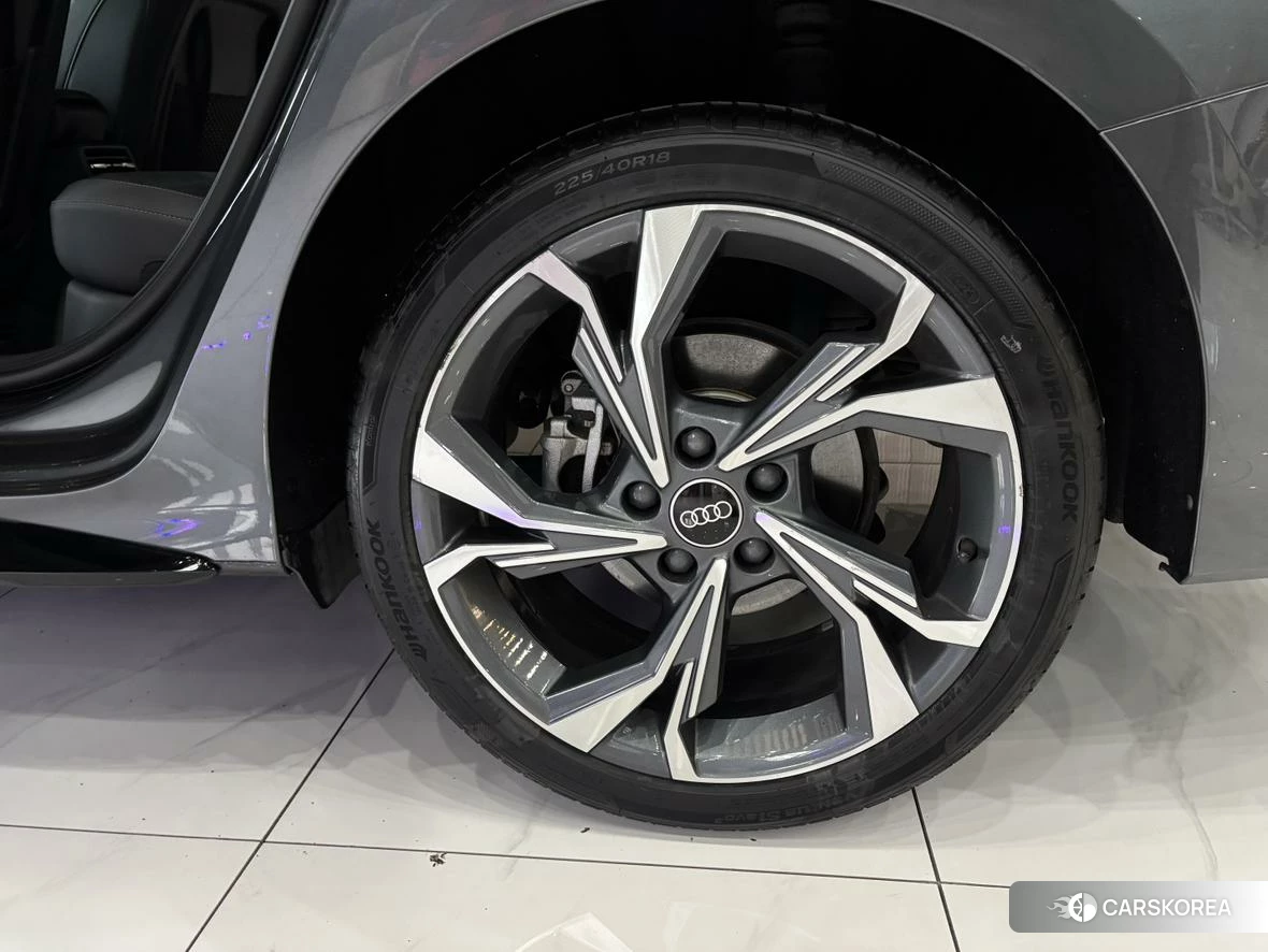 Audi A3 id 4461865 из Китая 14
