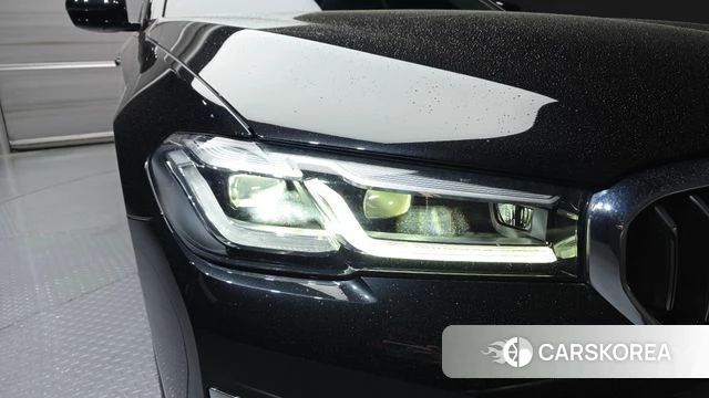 BMW 5 Series (G30) id 4283777 из Кореи 14
