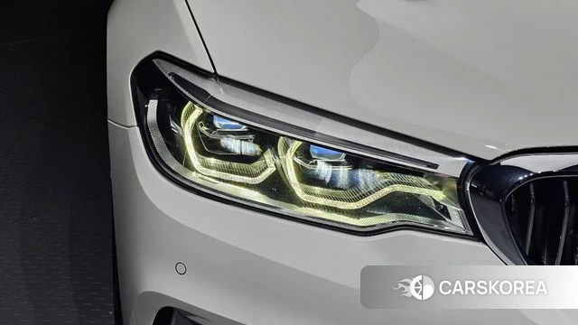 BMW 5 Series (G30) id 4551437 из Кореи 14