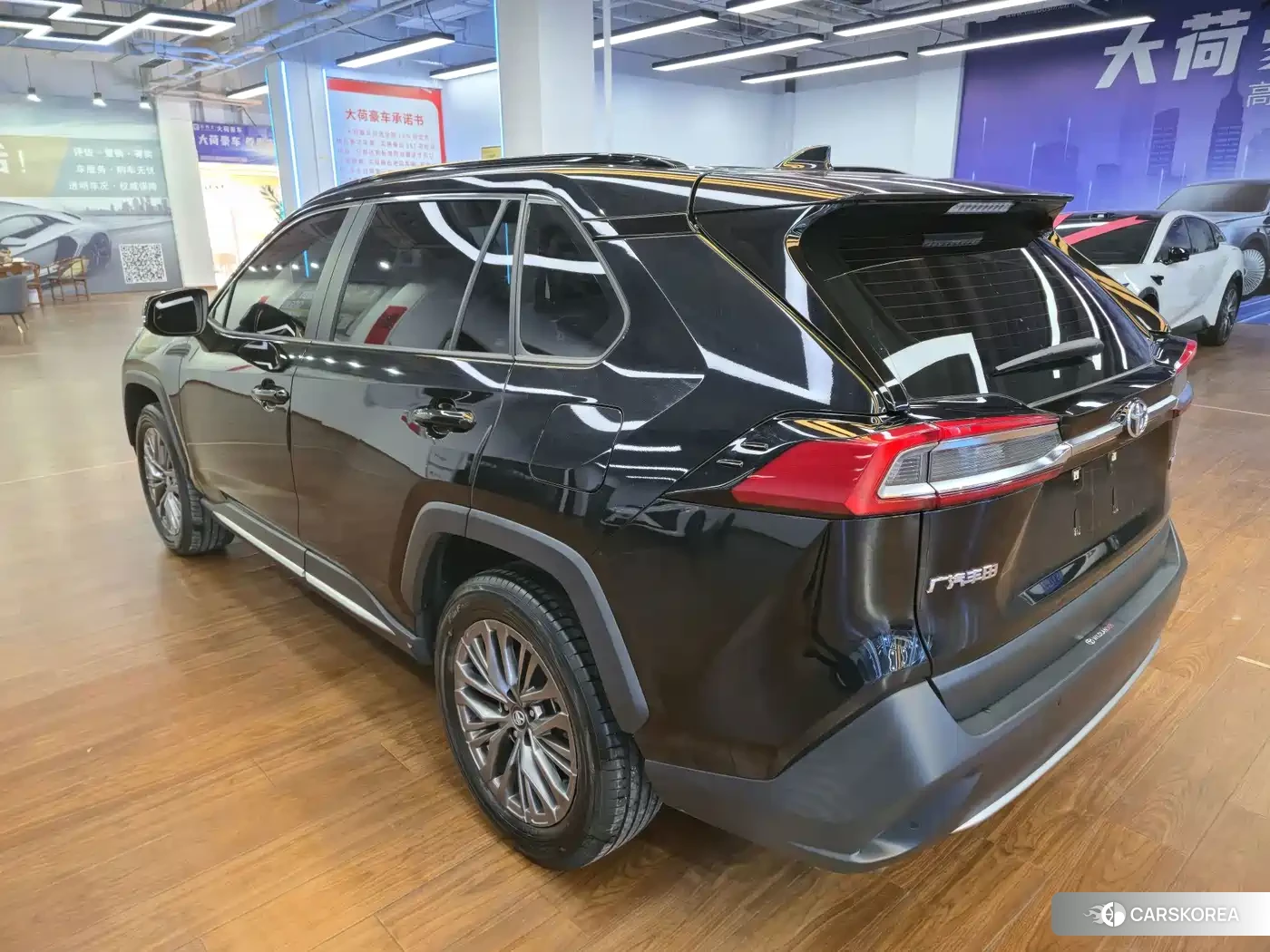 Toyota Wildlander id 4655073 из Китая 14
