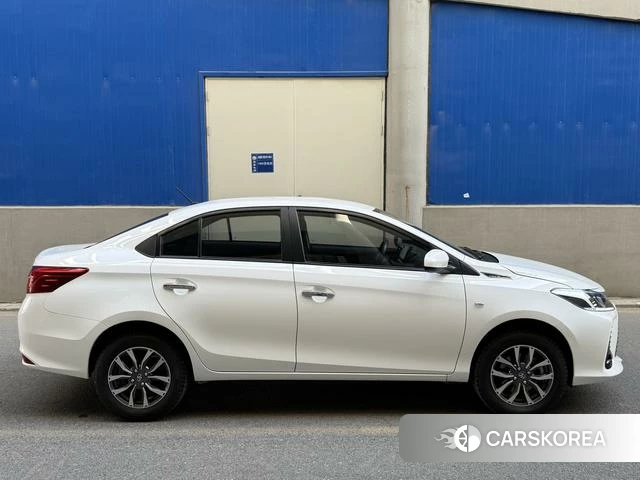 Toyota Vios id 3993823 из Китая 14