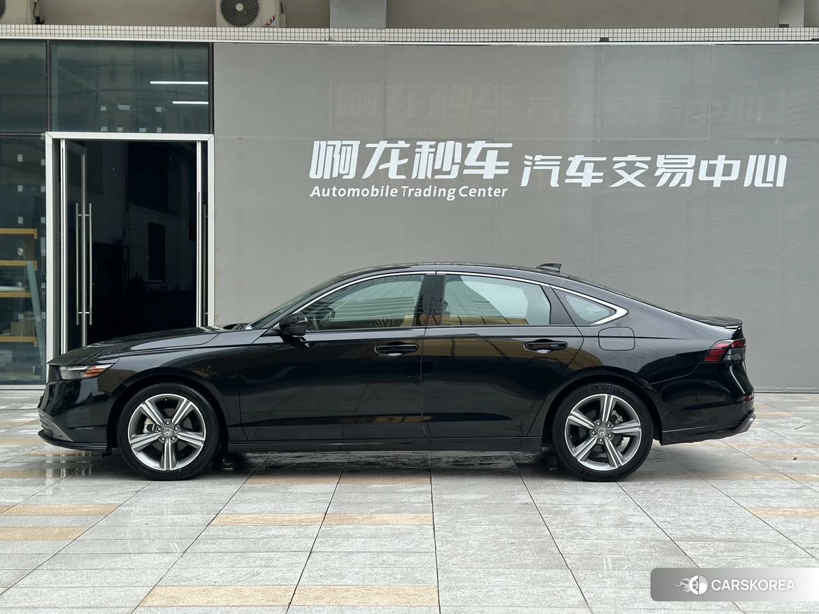 Honda Accord id 4407657 из Китая 14