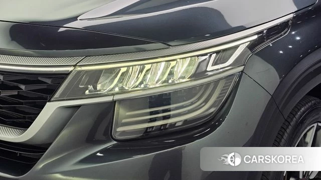 Kia Seltos id 4693064 из Кореи 14