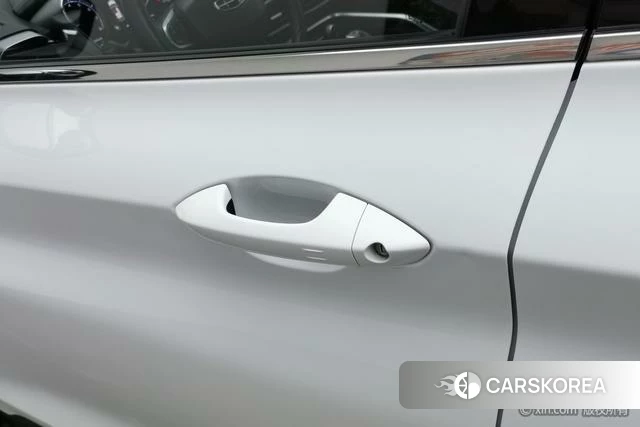 Geely Automobile Binyue id 4210168 из Китая 14