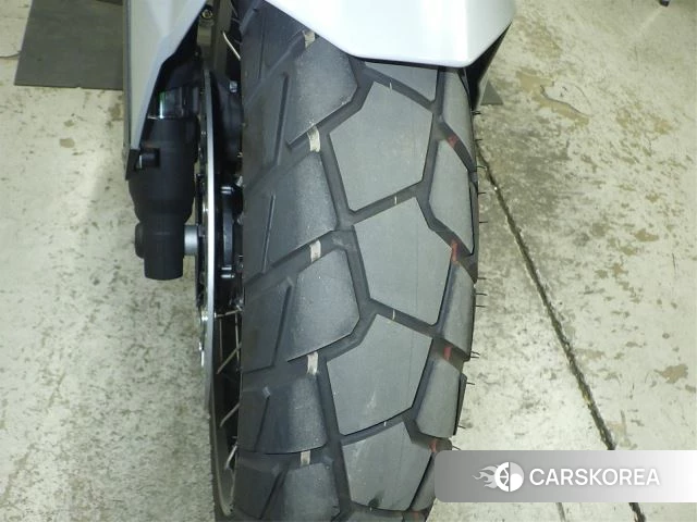 Honda X-ADV 750 id 4184952 из Японии 14