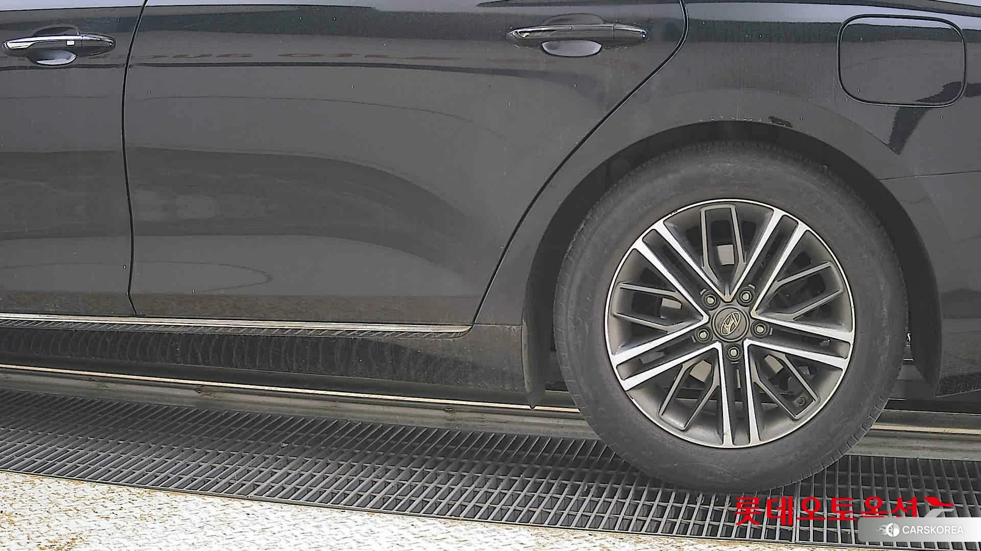 Hyundai Grandeur id 4289369 из Кореи 14