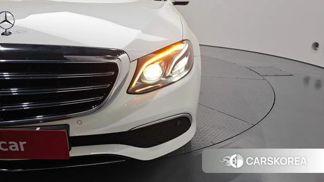 Mercedes-Benz E-Class W213 id 4269571 из Кореи 14
