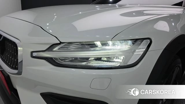 Volvo V60 Cross-Country 2nd Generation id 4557059 из Кореи 14