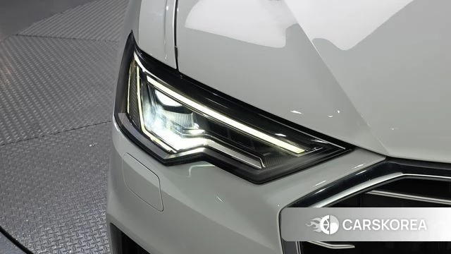 Audi A6 (C8) id 4550123 из Кореи 14