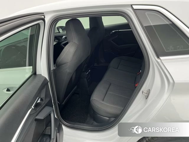 Audi A3 id 4307432 из Китая 14