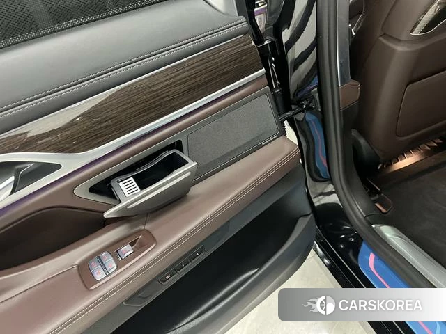 BMW 7 series id 4253877 из Китая 14