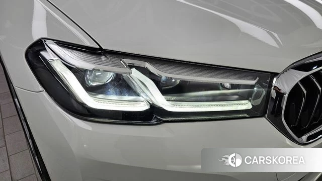 BMW 5 Series (G30) id 4528423 из Кореи 14