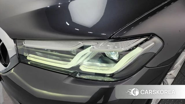 BMW 5 Series (G30) id 4381994 из Кореи 14