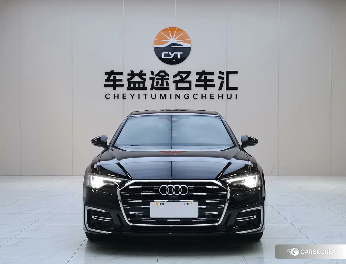 Audi A6L id 4467739 из Китая 14