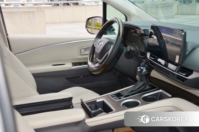 Toyota Saina id 4276040 из Китая 14